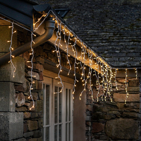 Plug In Christmas Snowing Effect Icicle Lights