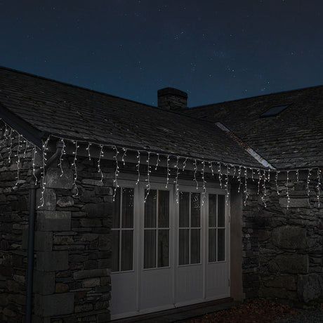 Plug In Christmas Snowing Effect Icicle Lights