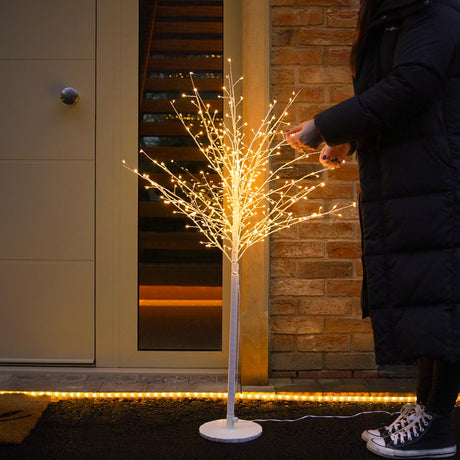 White LED Microdot Topiary Tree with Warm White LEDs