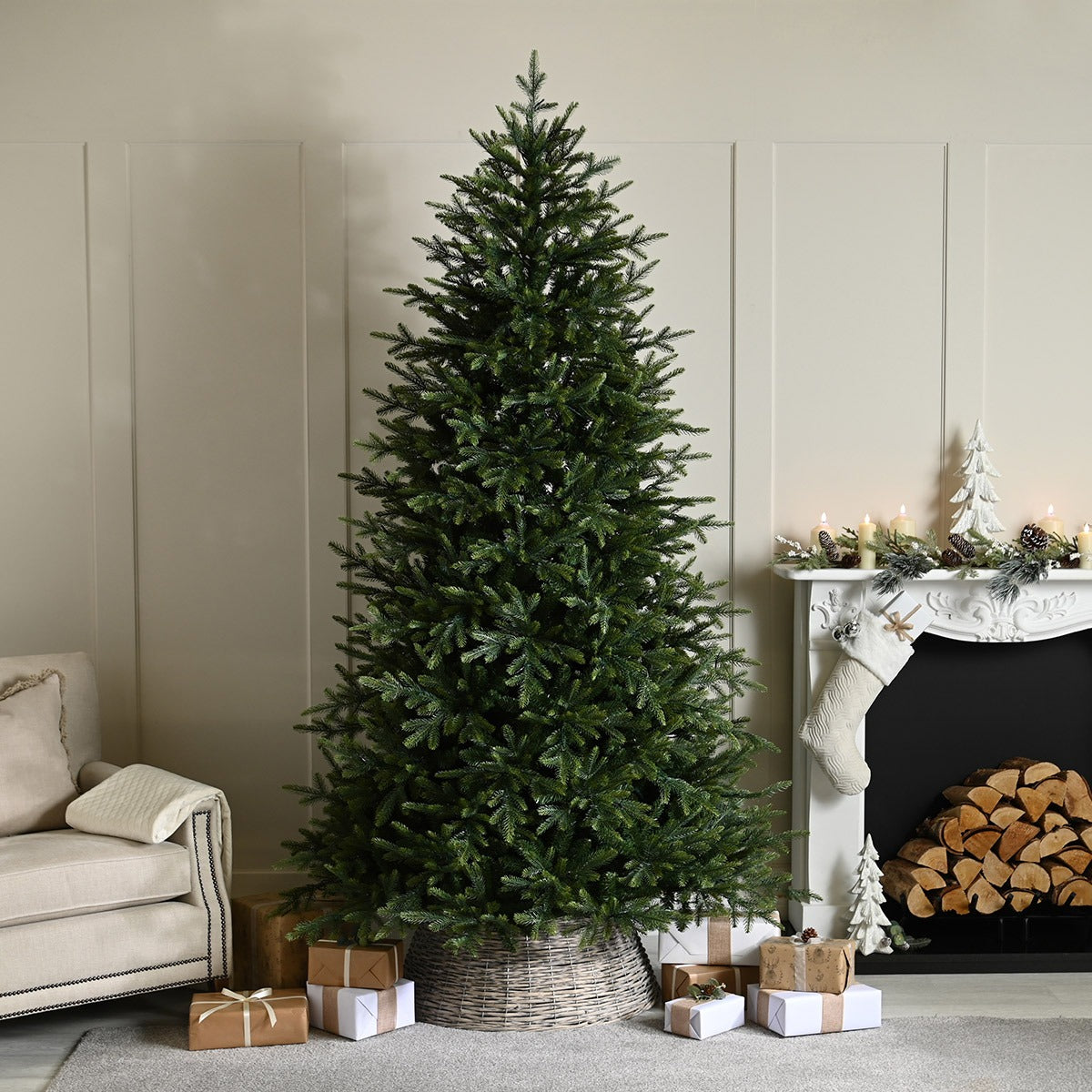 PE Granite Peak Pine Christmas Tree