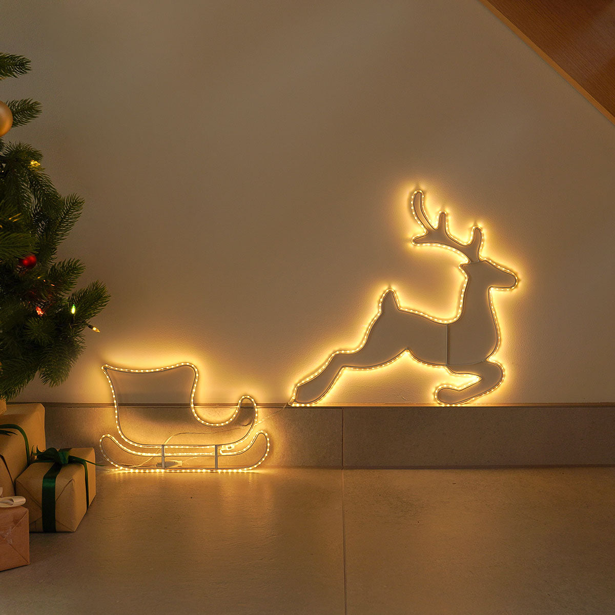 Outdoor SMD LED Reindeer and Sleigh Silhouette