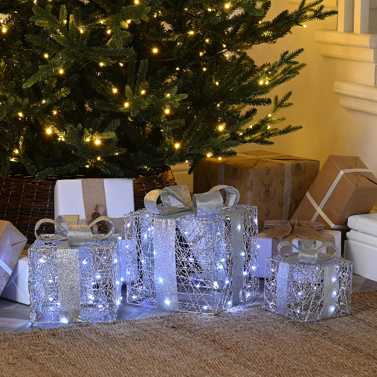 Set of 3 Battery LED Christmas Presents Silver