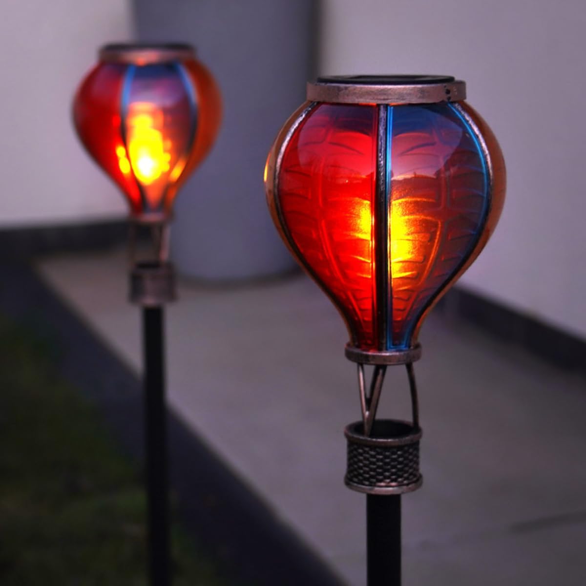 Solar Cool Flame Balloon Stake Light